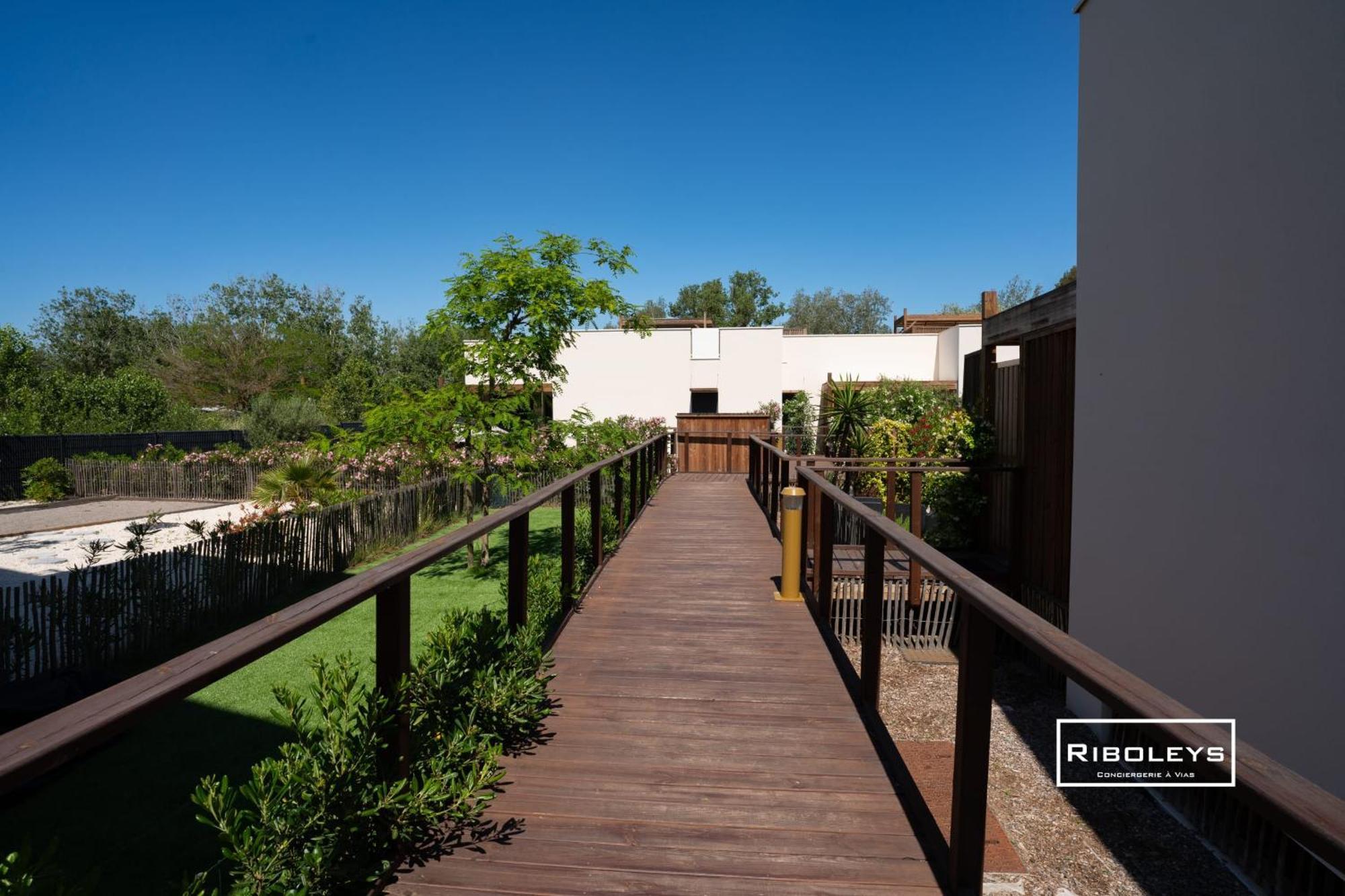 Superbe T3 Climatise Avec Wifi A 400M De La Plage Vias Exterior foto